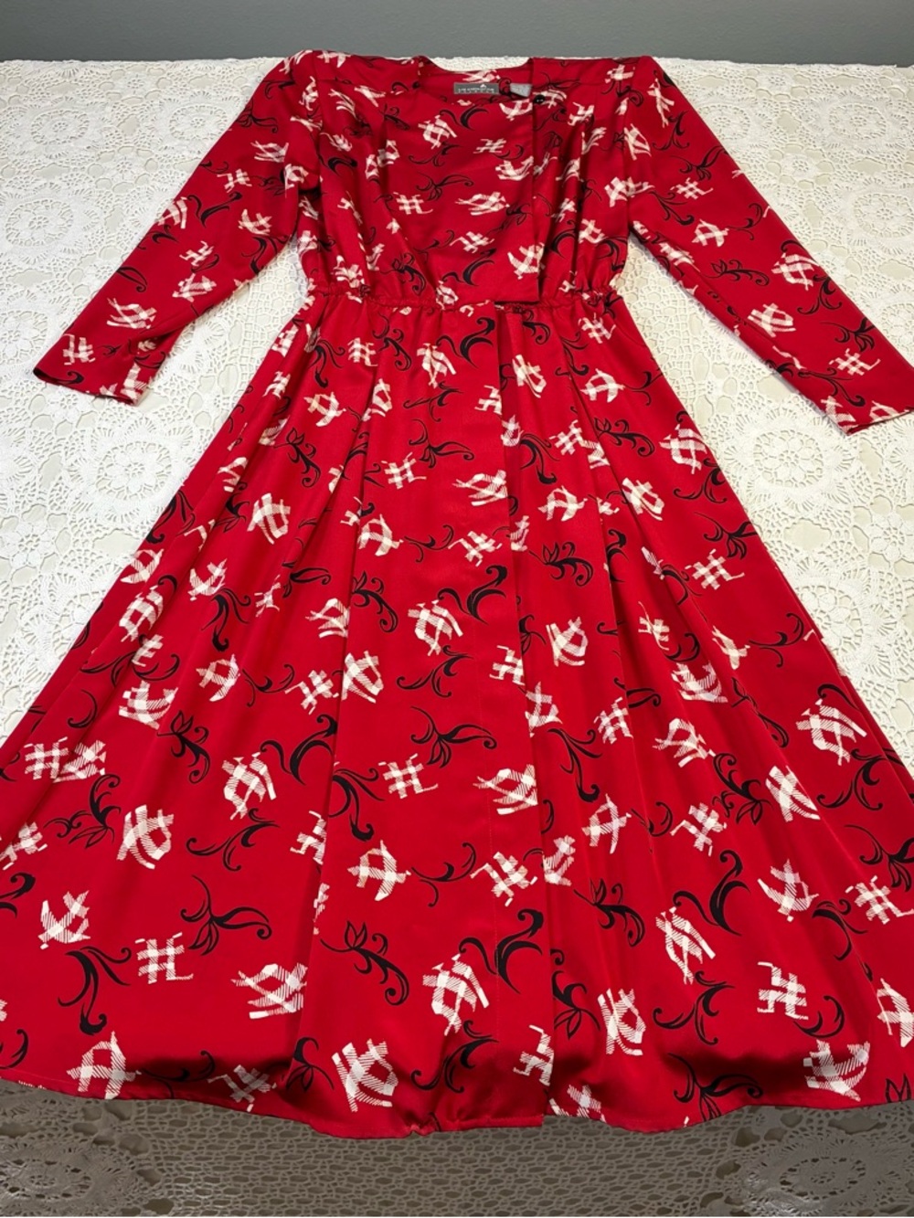 Vintage Liz Claiborne Women’s Red Midi Dress Fit & Flare Size 6 Long Sleeve